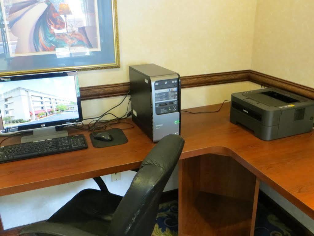 Baymont By Wyndham Kalamazoo West Ngoại thất bức ảnh